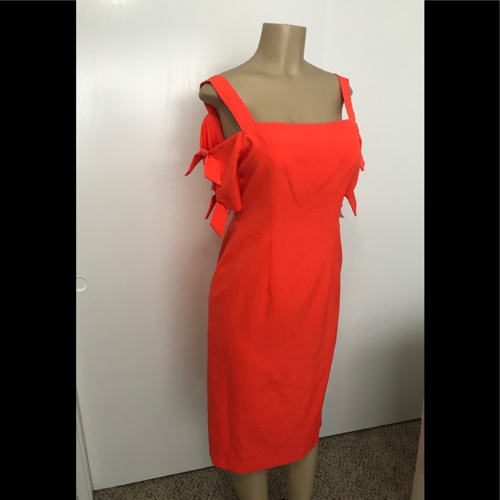MAGGY LONDON NEW DRESS